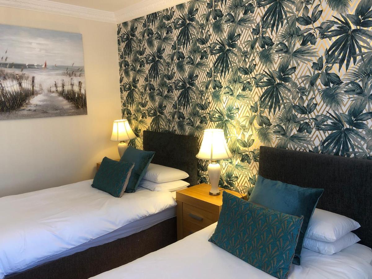 Roker Cottage, Luxury Seaside Apartment, Private Parking, Sky Tv Sunderland  Esterno foto